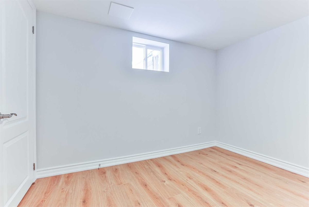 184 Finch Avenue E 184 Finch Avenue E Toronto C14