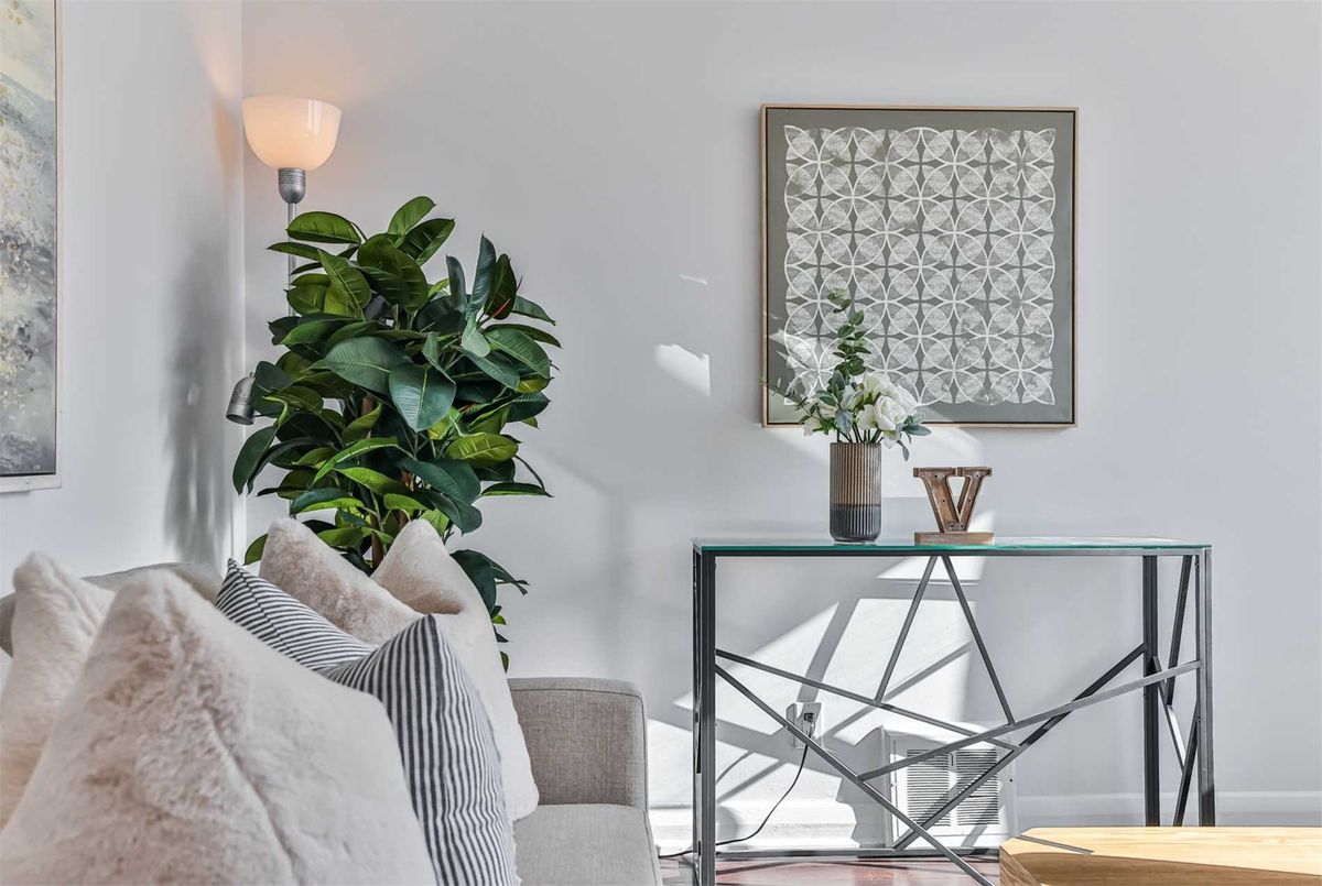 184 Finch Avenue E 184 Finch Avenue E Toronto C14