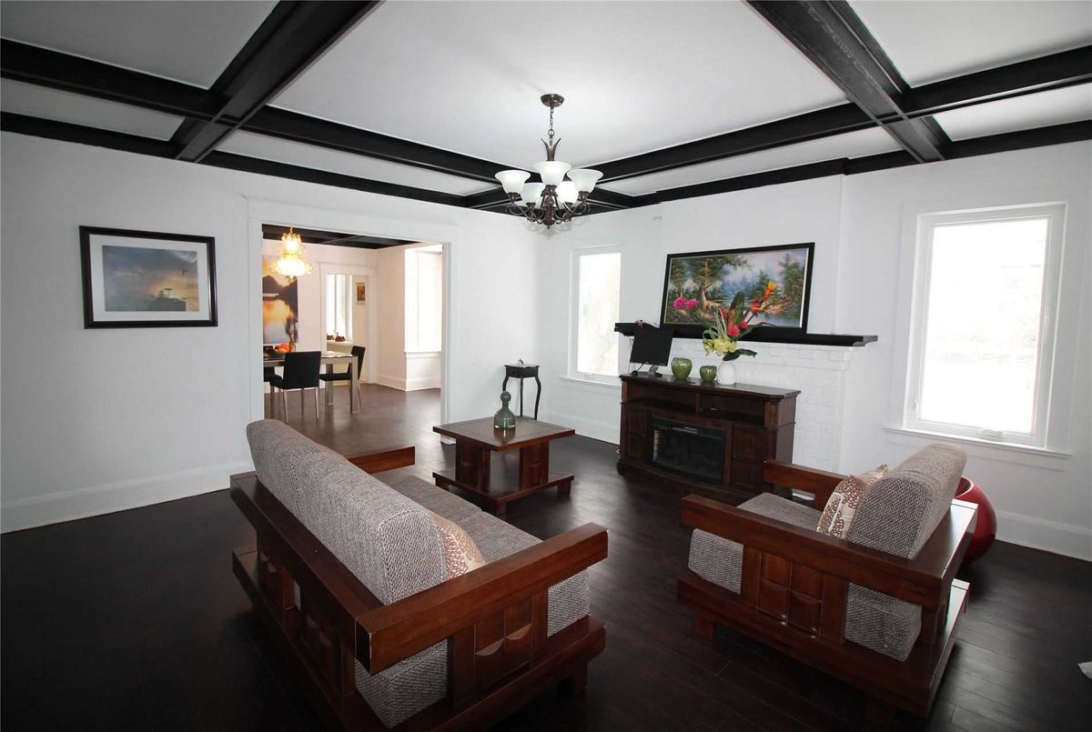 img-gallery