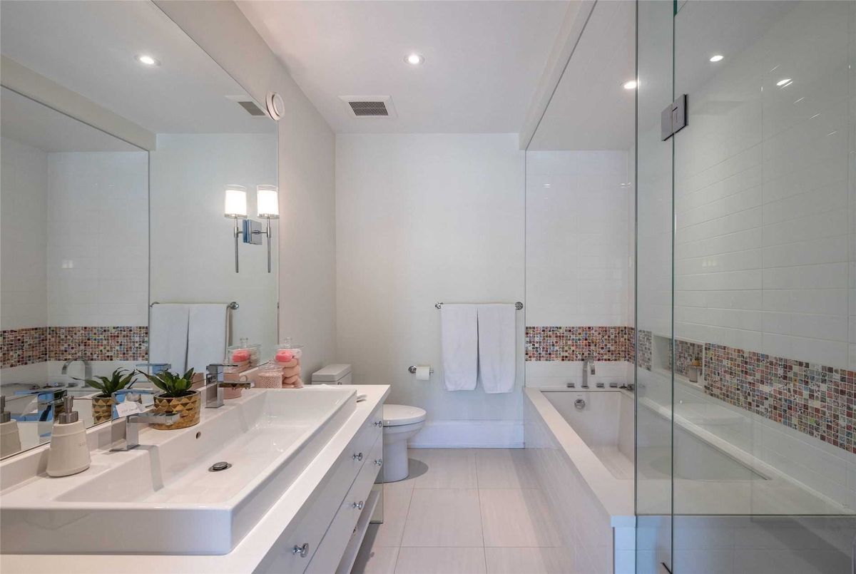33 Green Valley Rd 33 Green Valley Rd Toronto