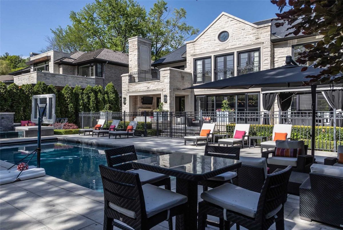33 Green Valley Rd 33 Green Valley Rd Toronto