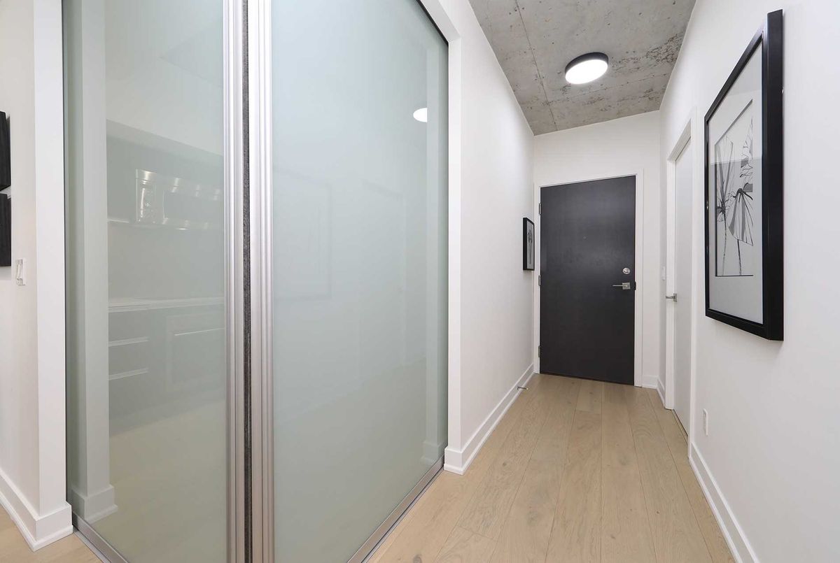 526-20 Minowan Miikan Lane 526-20 Minowan Miikan Lane Toronto