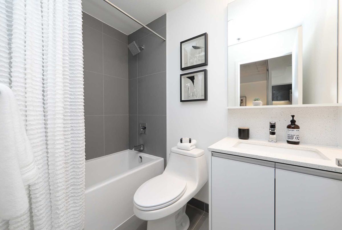 526-20 Minowan Miikan Lane 526-20 Minowan Miikan Lane Toronto