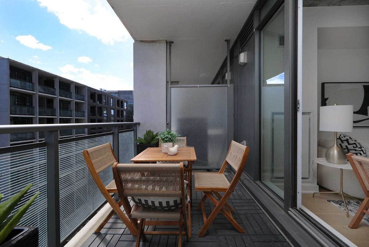 526-20 Minowan Miikan Lane 526-20 Minowan Miikan Lane Toronto