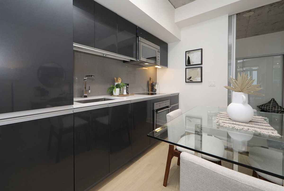 526-20 Minowan Miikan Lane 526-20 Minowan Miikan Lane Toronto