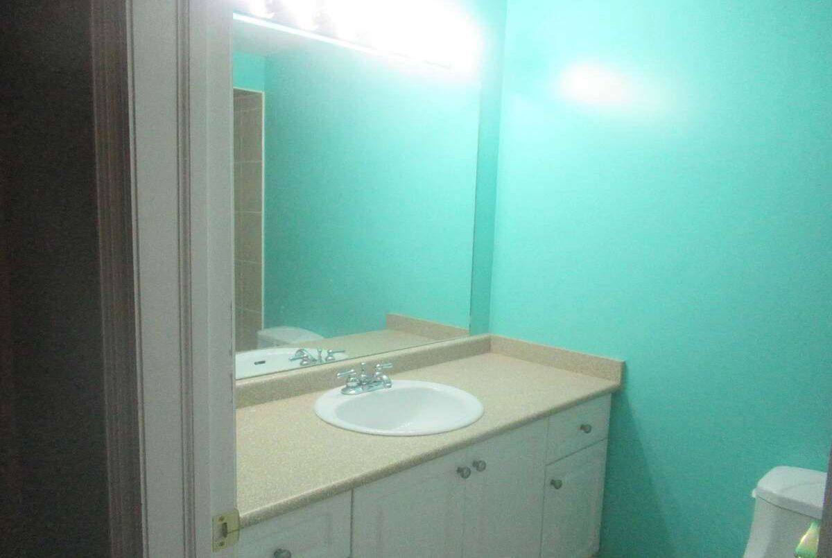 20 Maxome Avenue 20 Maxome Avenue Toronto C14