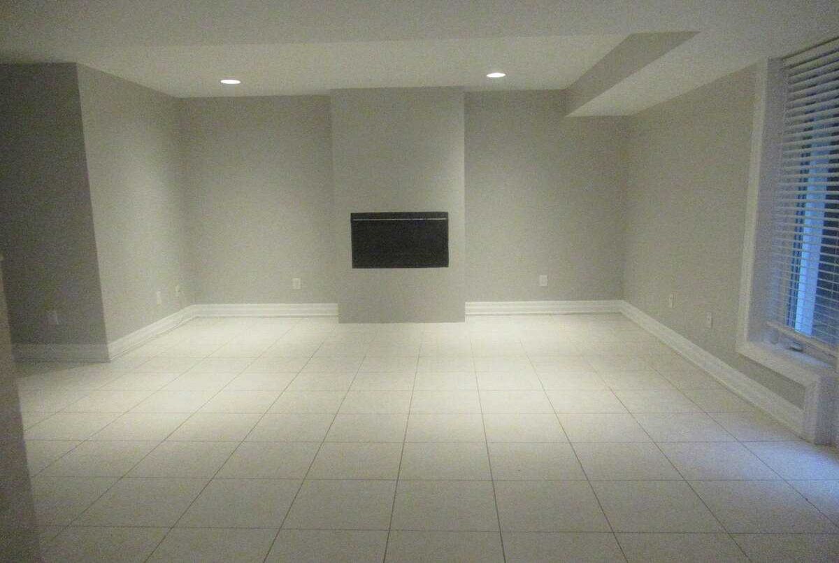 20 Maxome Avenue 20 Maxome Avenue Toronto C14