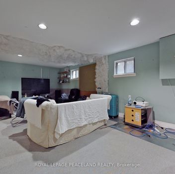 Residential 3163 Bayview Ave Toronto For {
  "AboveGradeFinishedArea": 0,
  "AboveGradeFinishedAreaSource": "",
  "AboveGradeFinishedAreaUnits": "",
  "Acreage": "",
  "Active": false,
  "Address": "3163 Bayview Ave",
  "AirConditioning": "Central Air",
  "AirConditioningYN": true,
  "Amps": "",
  "Appliances": "",
  "ApproxAge": "",
  "ApproxSquareFootage": "",
  "Area": "Toronto",
  "AssessmentYear": "",
  "AssignmentYN": false,
  "AssociationAmenities": "",
  "AssociationFee": "",
  "AssociationFeeIncludes": "",
  "AssociationName": "",
  "AssociationYN": false,
  "Balcony": "",
  "Basement": "Finished",
  "BasementYN": false,
  "BathroomsFull": 0,
  "BathroomsHalf": 0,
  "Bedrooms": 4,
  "BedroomsDisplay": "4+1",
  "BedroomsPlus": 1,
  "BedroomsTotal": 0,
  "BelowGradeFinishedArea": 0,
  "BelowGradeFinishedAreaSource": "",
  "BelowGradeFinishedAreaUnits": "",
  "Board": "Toronto Regional real Estate Board",
  "BuilderName": "",
  "BuildingAreaTotal": "",
  "BuildingAreaUnits": "Sq Ft",
  "BuildingName": "",
  "BusinessName": "",
  "BusinessType": "",
  "BuyerAgencyCompensation": "2.5% + Thanks",
  "BuyerAgencyCompensationType": "",
  "BuyerAgentAOR": "",
  "BuyerAgentEmail": "",
  "BuyerAgentFullName": "",
  "BuyerAgentId": "",
  "BuyerAgentMlsId": "",
  "BuyerAgentPhone": "",
  "BuyerOfficeId": "",
  "BuyerOfficeMlsId": "",
  "BuyerOfficeName": "",
  "BuyerOfficePhone": "",
  "CarportSpaces": 0,
  "Category": "MLS",
  "ChattelsYN": false,
  "City": "Toronto",
  "ClassSearch": "Residential",
  "ClosedDate": "0001-01-01T00:00:00",
  "CoListAgentDesignation": "",
  "CoListAgentEmail": "",
  "CoListAgentID": "",
  "CoListAgentMLSID": "",
  "CoListAgentName": "",
  "CoListAgentPhone": "",
  "CoListOfficeID": "",
  "CoListOfficeMLSID": "",
  "CoListOfficeName": "ROYAL LEPAGE PEACELAND REALTY",
  "CommercialCondoFee": "",
  "CommercialCondoFeeFrequency": "",
  "CommercialCondoFees": "",
  "Commission": "2.5% + Thanks",
  "Community": "Bayview Village",
  "CommunityFeatures": "",
  "Condition": "",
  "ConditionalExpiryDate": "0001-01-01T00:00:00",
  "ConditionOfSale": "",
  "CondoCorpNumber": "",
  "ConsentToAdvertiseYN": false,
  "ConstructionMaterials": "",
  "ContactAfterExpiryYN": false,
  "ContractDate": "2023-07-22T00:00:00",
  "Cooling": "Central Air",
  "CoolingYN": true,
  "Country": "",
  "CoverPhoto": "https://media.remarketer.ca/PROPTX/C6687078-1.jpg?tr=di-propertynoimage_pj5ksb5iM,f-jpg,q-90",
  "CrossStreet": "Bayview / Finch",
  "DaysOnMarket": 209,
  "DepositRequired": "",
  "Directions": "",
  "Disclosures": "",
  "DisplayAddress": "3163 Bayview Ave",
  "DisplayAddressYN": true,
  "DistributeToInternetYN": true,
  "Drive": "",
  "Electric": "",
  "ElectricExpense": "",
  "ElectricOnPropertyYN": false,
  "ElectricYN": false,
  "ElementarySchool": "",
  "ElevatorYN": false,
  "Exclusions": "",
  "Expenses": "",
  "ExpiryDate": "2024-02-21T00:00:00",
  "Exposure": "",
  "Exterior": "",
  "ExteriorFeatures": "",
  "Extras": "TTC at door steps. Minutes To Bayview Village Shopping Centre, Bayview Subway Station & Hwy 401",
  "FamilyRoom": "",
  "FireplaceTotal": 0,
  "FireplaceYN": false,
  "Flooring": "",
  "FloorPlans": "",
  "FoundationDetails": "",
  "Franchise": "",
  "FranchiseYN": false,
  "FurnishedYN": false,
  "GarageSpaces": 2.0,
  "GarageType": "Attached",
  "GarageYN": false,
  "GasYN": false,
  "Geometry": {
    "lon": -79.39125,
    "lat": 43.78291
  },
  "GymYN": false,
  "HeatingYN": false,
  "HeatSource": "Gas",
  "HeatType": "Forced Air",
  "HighSchool": "",
  "HoldoverDays": "",
  "id": "C6687078_PROPTX",
  "IDX": "N",
  "IDXYN": false,
  "Inclusions": "",
  "InteriorFeatures": "",
  "Kitchens": 1,
  "KitchensPlus": 0,
  "LandLeaseAmount": "",
  "LandLeaseYN": false,
  "LastStatus": "Ter",
  "Latitude": 43.78291,
  "LaundryFeatures": "",
  "LaundryLevel": "",
  "Lease": "",
  "LeaseAgreement": "",
  "LeaseAgreementYN": false,
  "LeaseFrequency": "",
  "LeaseTerm": "",
  "LegalDescription": "",
  "Level": "",
  "ListAgentDesignation": "",
  "ListAgentEmail": "",
  "ListAgentID": "",
  "ListAgentMLSID": "",
  "ListAgentName": "",
  "ListAgentPhone": "",
  "ListAOR": "",
  "ListBrokerage": "ROYAL LEPAGE PEACELAND REALTY",
  "ListingEntryDate": "2023-07-22T13:05:38",
  "ListingId": "C6687078",
  "ListingKey": "C6687078",
  "ListOfficeID": "",
  "ListOfficeMLSID": "",
  "ListOfficePhone": "",
  "ListPrice": 2180000,
  "ListPricePerUnit": 0,
  "ListPriceUnit": "",
  "LivingArea": "",
  "LivingAreaSource": "",
  "LivingAreaUnits": "",
  "Locker": "",
  "Longitude": -79.39125,
  "LotDepth": 108.29,
  "LotFeatures": "",
  "LotFront": 79.5,
  "LotIrregularities": "",
  "LotShape": "",
  "LotSizeArea": "",
  "LotSizeAreaUnits": "",
  "LotSizeCode": "",
  "LotSizeDimensions": "",
  "Maintenance": "",
  "Media": [],
  "MediaChangeTimestamp": "2024-02-16T11:34:21",
  "MLS": "C6687078",
  "MLSLastStatus": "Terminated",
  "MLSNumber": "C6687078",
  "MLSStatus": "Terminated",
  "Municipality": "Toronto",
  "MunicipalityDistrict": "Toronto C15",
  "NewConstructionYN": false,
  "NumberOfBuildings": 0,
  "NumberOfUnitsTotal": 0,
  "OccupantType": "",
  "OpenHouses": [],
  "OpenHouseYN": false,
  "OriginalPrice": 2180000,
  "OwnershipType": "",
  "ParcelNumber": "",
  "ParkingIncludedYN": false,
  "ParkingSpaces": 6,
  "PaymentFrequency": "",
  "PaymentMethod": "",
  "PetsPermitted": "",
  "PetsPermittedYN": false,
  "PhotoCount": 15,
  "PictureYN": false,
  "PoolFeatures": "None",
  "PoolYN": true,
  "PossessionDate": "",
  "PostalCode": "M2K 1G2",
  "PreviousListPrice": 2180000,
  "PriceChange": false,
  "PriceChangeTimestamp": "0001-01-01T00:00:00",
  "PriorMlsStatus": "Ter",
  "PrivateEntrance": "",
  "PrivateEntranceYN": false,
  "PrivateRemarks": "",
  "PropertyAttachedYN": false,
  "PropertyCondition": "",
  "PropertyFeatures": "",
  "PropertyManagementCompany": "",
  "PropertyStyleSearch": "2 Storey",
  "PropertySubType": "Detached",
  "PropertySubTypeSearch": "Single Family",
  "PropertyType": "Residential",
  "PropertyTypeSearch": "Residential",
  "Province": "Ontario",
  "PublicRemarks": "",
  "PurchaseContractDate": "0001-01-01T00:00:00",
  "RemarksForClients": "80 feet wide frontage and exposure to Bayview Ave. Calling all Builders, Investors & End Users! A Rare Opportunity knocks. Solid Two storey detached house in Prestigious Bayview Village, 4+1 Bedrooms, Great layout. Double Garage with Wide 6 car Driveway. Large lot with trees provides privacy. Excellent School Zone: Famous Earl Haig Ss, Bayview Ms & Elkhorn Ps. Reno to live, subdivision, redevelopment, Many possibilities! Great Potential of rezoning too. Lots of redevelopment projects around the area. Not to miss this Gem!",
  "Restricted": true,
  "RetirementYN": false,
  "RoadFrontageType": "",
  "RoadSurfaceType": "",
  "RollNumber": "",
  "Roof": "",
  "Rooms": [],
  "RoomsAboveGrade": 0,
  "RoomsBelowGrade": 0,
  "RoomsTotal": 0,
  "RoomsYN": false,
  "RTimestampSql": "2024-02-16T18:57:36.807",
  "SaleLease": "Sale",
  "SalesBrochure": "",
  "Sauna": "",
  "SaunaYN": false,
  "Sewers": "Sewers",
  "ShowingInstruction": "",
  "SignOnPropertyYN": false,
  "Sold": false,
  "SoldDate": "0001-01-01T00:00:00",
  "SoldPrice": 0,
  "Source": "PROPTX",
  "SourceSystemID": "",
  "SpaFeatures": "",
  "SpaYN": false,
  "SPLP": 100,
  "SqFtRangeMax": 0,
  "SqFtRangeMin": 0,
  "SqFtTotal": 0,
  "StandardStatus": "",
  "Status": "U",
  "Stories": "",
  "StoriesTotal": "",
  "StreetAbbreviation": "",
  "StreetDirection": "",
  "StreetName": "Bayview",
  "StreetNumber": "3163",
  "StreetSuffix": "Ave",
  "StreetSuffixCode": "",
  "StructureType": "",
  "Style": "2-Storey",
  "SubLeaseYN": false,
  "Summary": "listingkey:C6687078 | mls_number:C6687078 | community:Bayview Village | property_type:Residential | property_subtype:Detached | building_type:Detached | building_style:2-Storey | list_price:2180000 | list_date:7/22/2023 1:05:38 PM | sold_price:0 | sold_date:1/1/0001 12:00:00 AM | bed:4+1 | bath:5 | active:False | sold:False | source:PROPTX | transaction:Sale | listing_office:ROYAL LEPAGE PEACELAND REALTY | thumbnail:https://media.remarketer.ca/PROPTX/C6687078-1.jpg?tr=di-propertynoimage_pj5ksb5iM,f-jpg,w-600,h-600,q-90,c-maintain_ratio,fo-center",
  "SurveyType": "",
  "SurveyYear": "",
  "SurveyYN": false,
  "SuspendedDate": "0001-01-01T00:00:00",
  "TaxAssessedValue": "",
  "Taxes": 9706.49,
  "TaxLegalDescription": "",
  "TaxYear": "2022",
  "TenantPays": "",
  "TerminatedDate": "0001-01-01T00:00:00",
  "Thumbnail": "https://media.remarketer.ca/PROPTX/C6687078-1.jpg?tr=di-propertynoimage_pj5ksb5iM,f-jpg,w-600,h-600,q-90,c-maintain_ratio,fo-center",
  "TimeShareYN": false,
  "TimestampSql": "2024-02-16T11:34:21",
  "TMI": "",
  "TotalArea": "",
  "TotalAreaUnit": "",
  "TotalParkingSpaces": 0,
  "Type": "Detached",
  "TypeSearch": "Detached",
  "UFFI": "",
  "UnitNumber": "",
  "Units": "",
  "UnparsedAddress": "",
  "Use": "",
  "Utilities": "",
  "UtilityExpenses": "",
  "View": "",
  "VirtualTour3DURL": "",
  "VirtualTourURL": "https://www.winsold.com/tour/231477",
  "VirtualTourURLUnbranded": "https://www.winsold.com/tour/231477",
  "Volts": "",
  "Warranty": "",
  "WarrantyYN": false,
  "Washrooms": 5,
  "Water": "",
  "WaterBodyName": "",
  "WaterBodyType": "",
  "WaterExpense": "",
  "Waterfront": "",
  "WaterFrontage": "",
  "WaterFrontageFt": "",
  "WaterfrontYN": false,
  "WaterIncluded": "",
  "WaterSupplyTypes": "",
  "WaterView": "",
  "WaterYN": false,
  "WellCapacity": "",
  "WellCapacityUnits": "",
  "WellDepth": "",
  "WellDepthUnits": "",
  "Winterized": "",
  "YearBuilt": "",
  "Zoning": ""
}.(string)property[