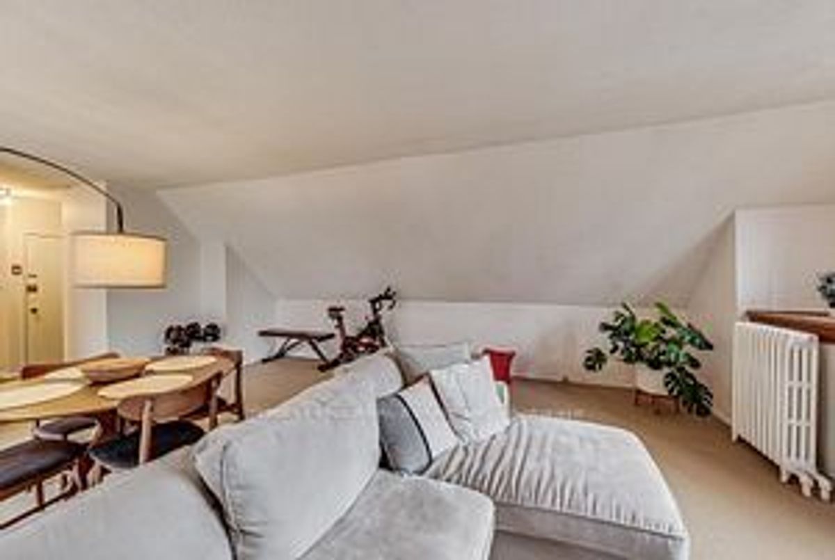 72 Walmer Road 72 Walmer Road Toronto C02