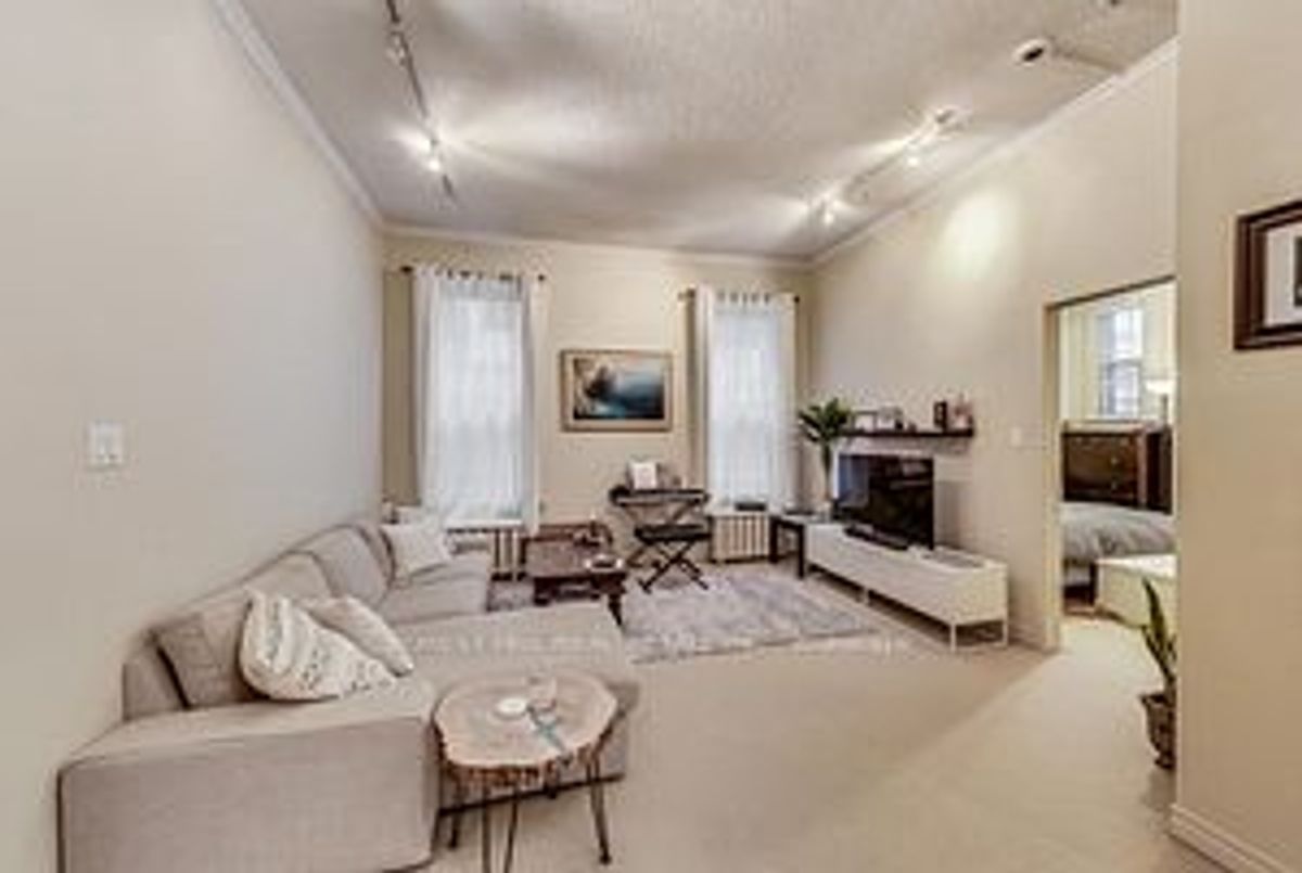 72 Walmer Road 72 Walmer Road Toronto C02