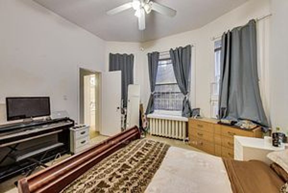 72 Walmer Road 72 Walmer Road Toronto C02