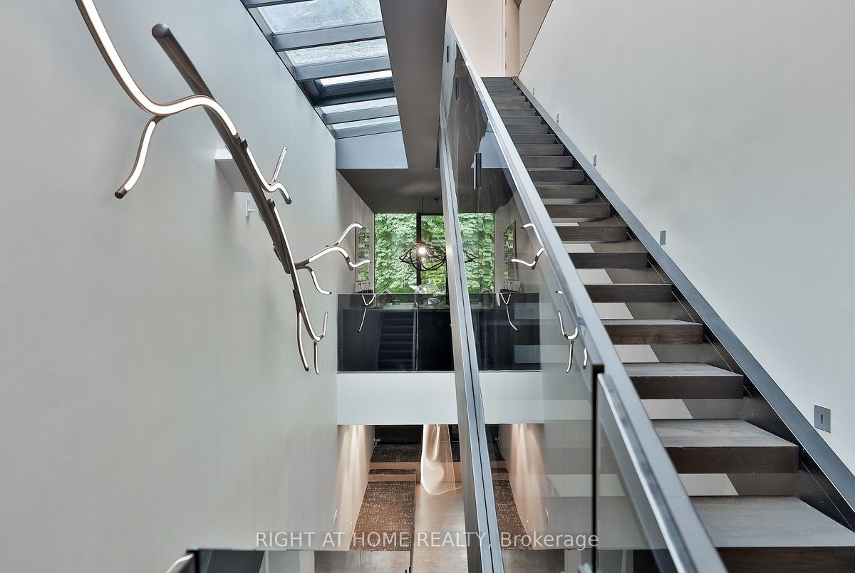 img-gallery