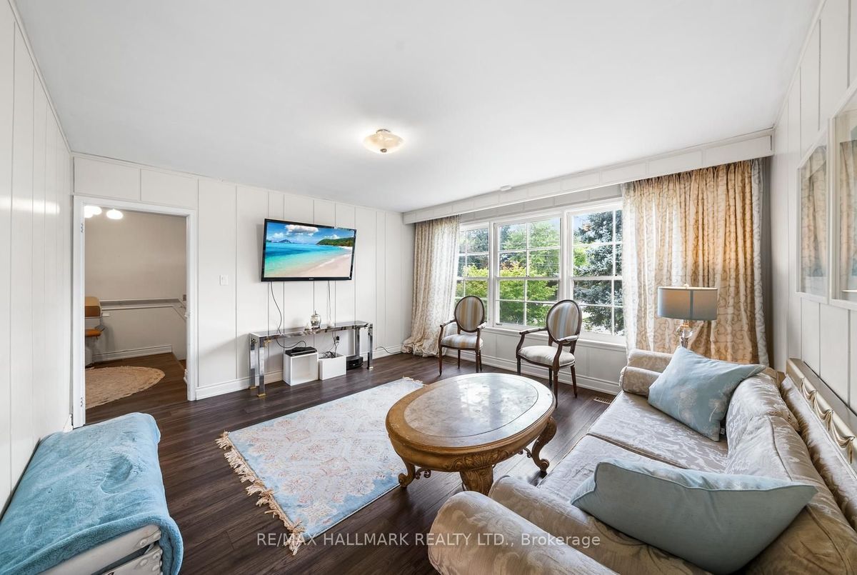 86 Bannatyne Drive 86 Bannatyne Drive Toronto C12