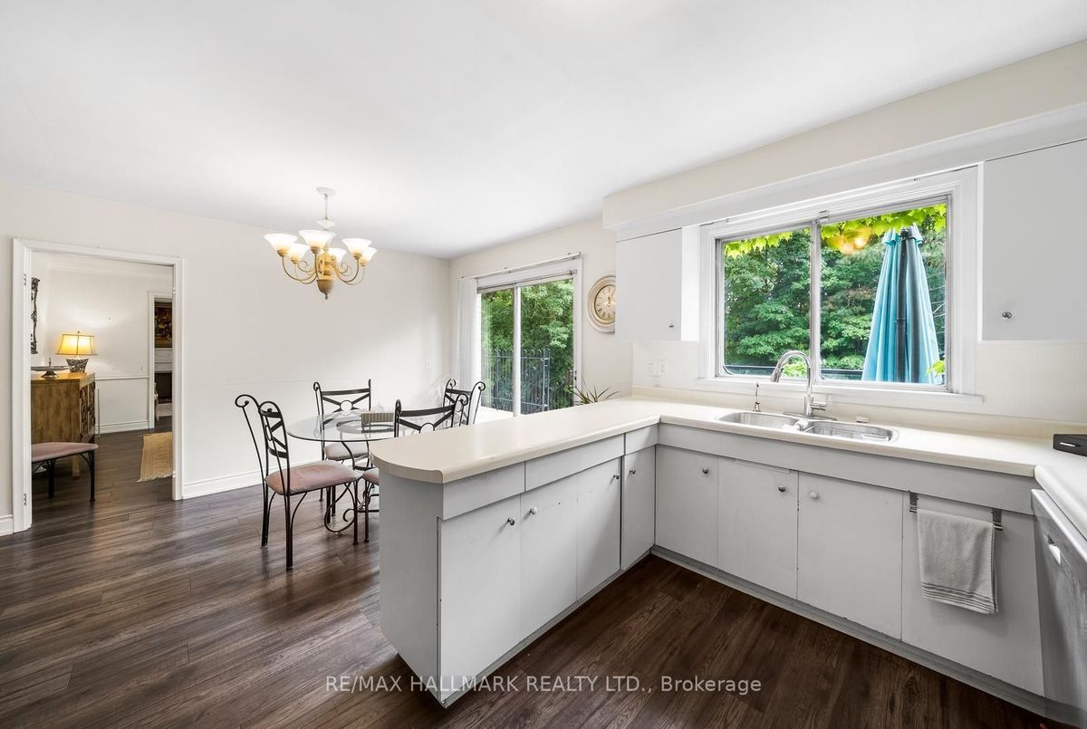 86 Bannatyne Drive 86 Bannatyne Drive Toronto C12