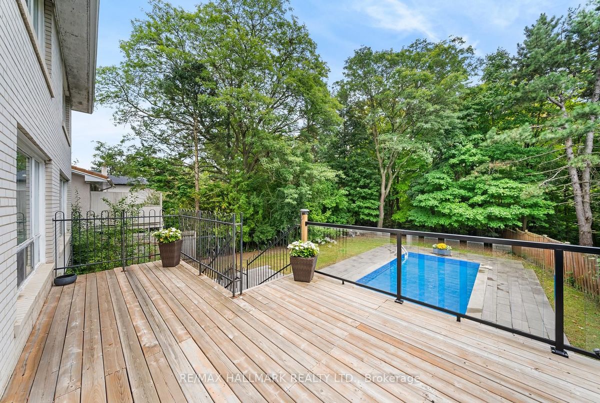 86 Bannatyne Drive 86 Bannatyne Drive Toronto C12