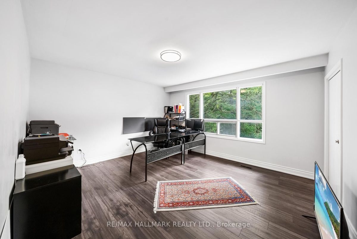 86 Bannatyne Drive 86 Bannatyne Drive Toronto C12