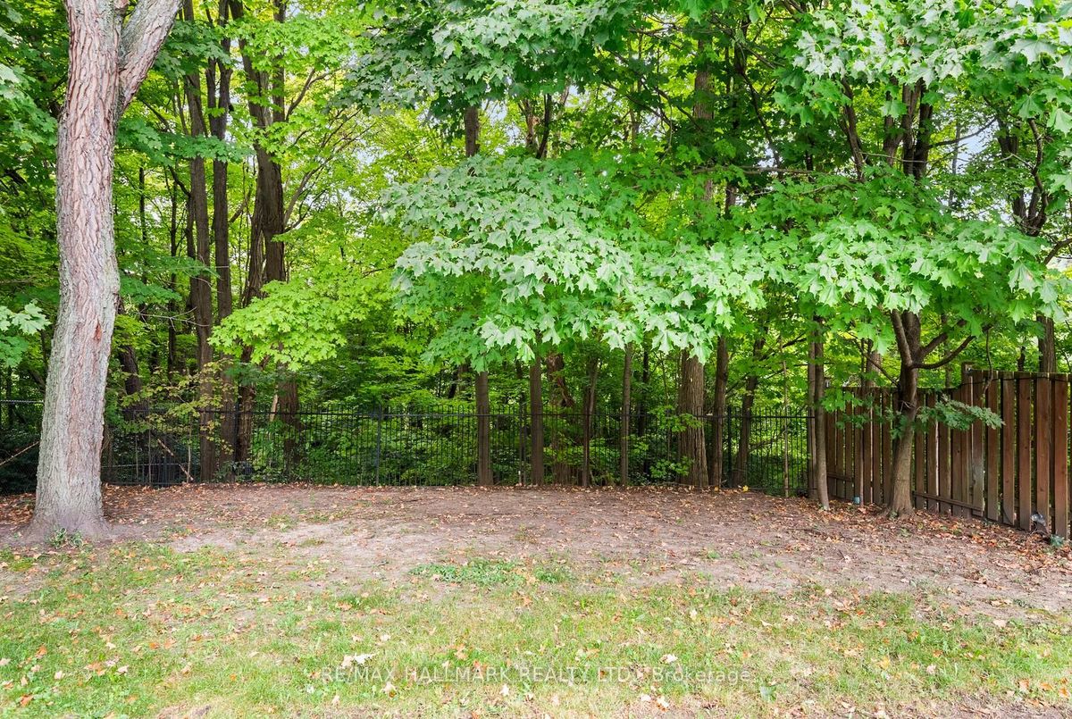 86 Bannatyne Drive 86 Bannatyne Drive Toronto C12