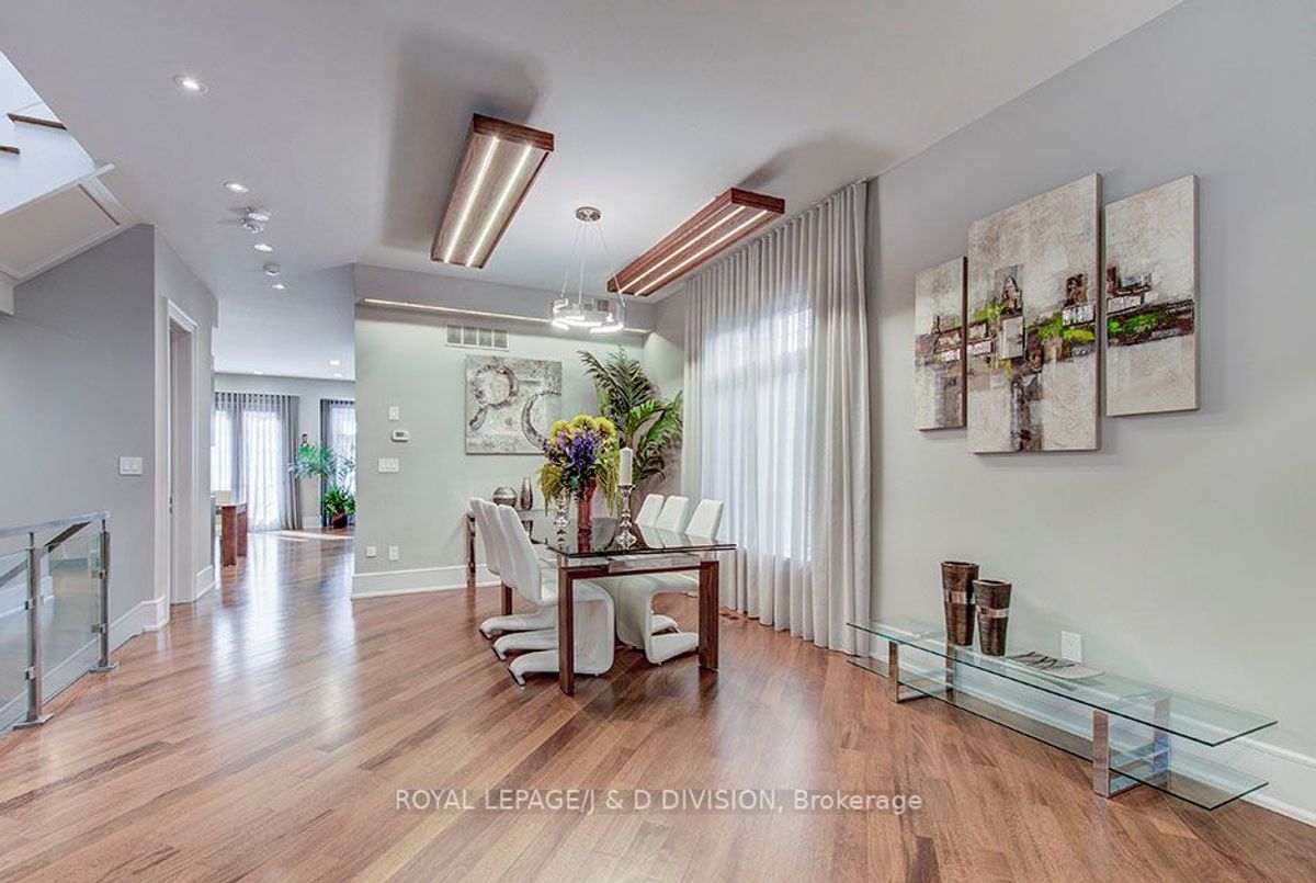 149 Kingsdale Avenue 149 Kingsdale Avenue Toronto C14