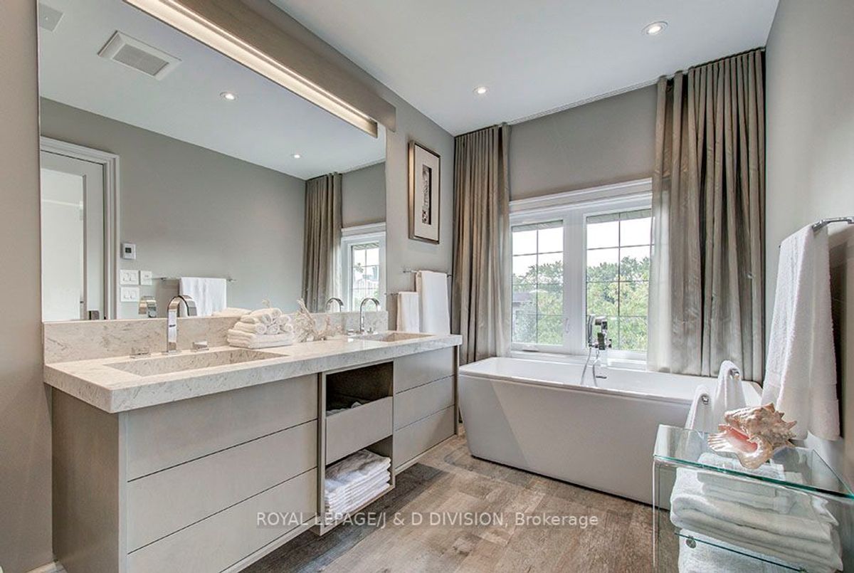 149 Kingsdale Avenue 149 Kingsdale Avenue Toronto C14