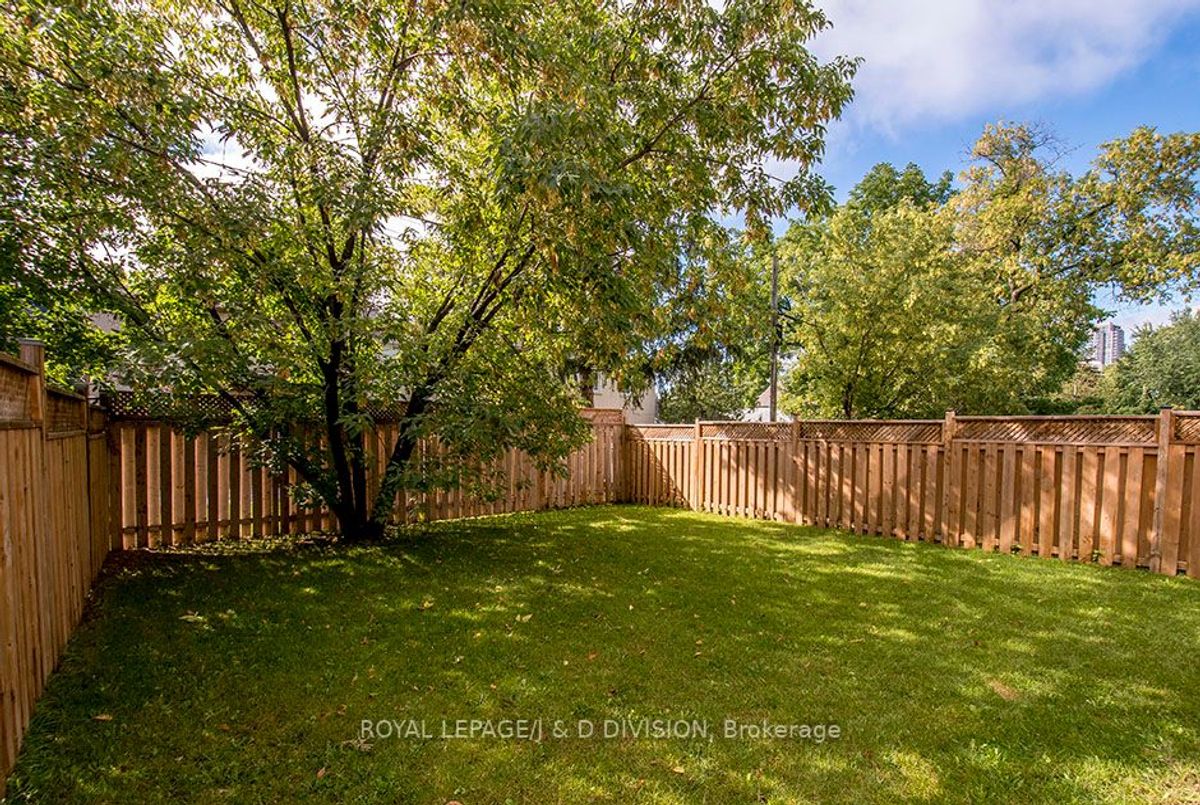 149 Kingsdale Avenue 149 Kingsdale Avenue Toronto C14