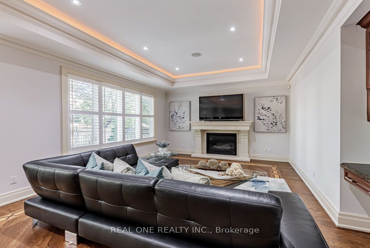 308 Empress Ave 308 Empress Ave Toronto