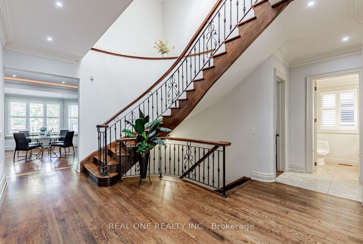 308 Empress Ave 308 Empress Ave Toronto