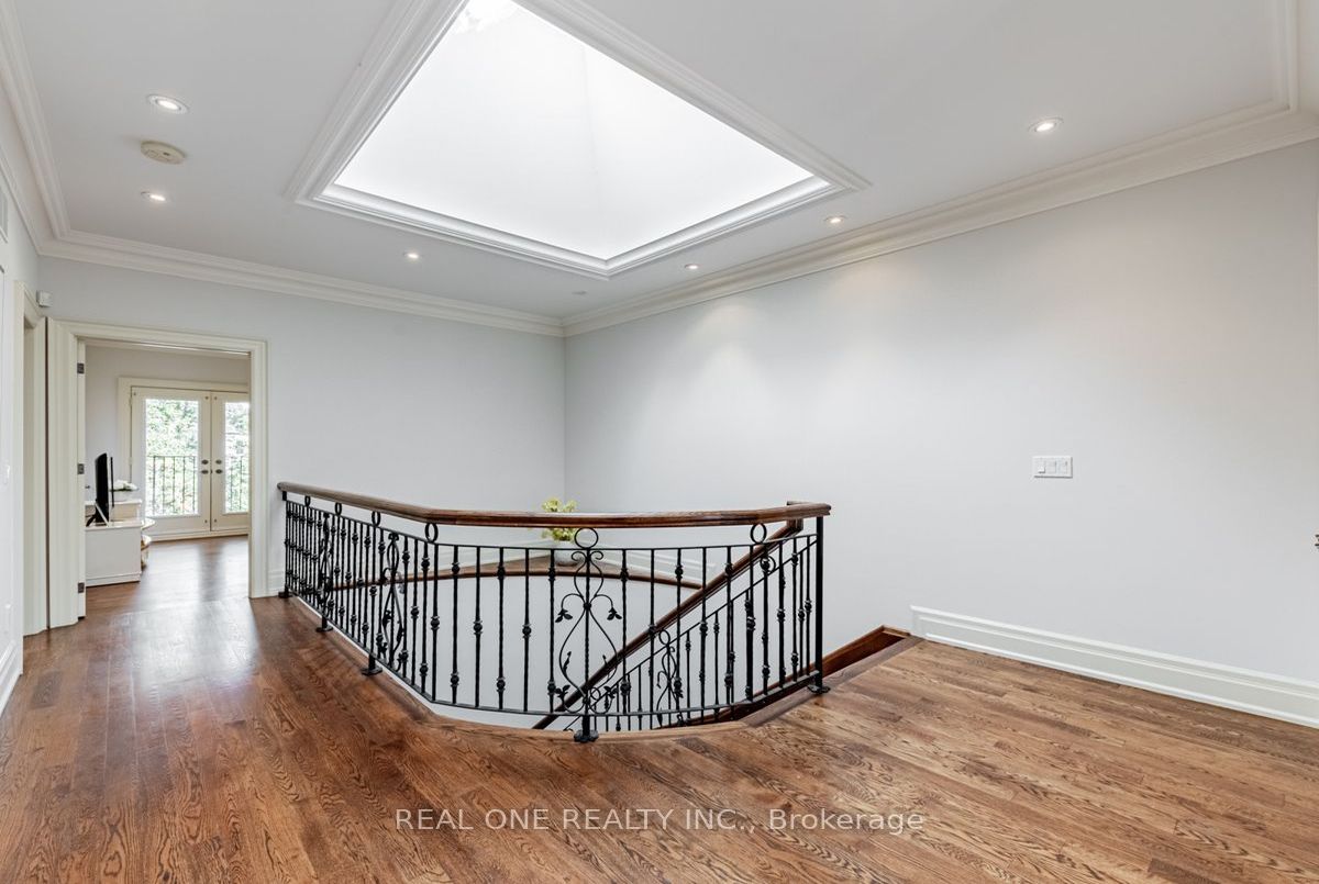 308 Empress Ave 308 Empress Ave Toronto