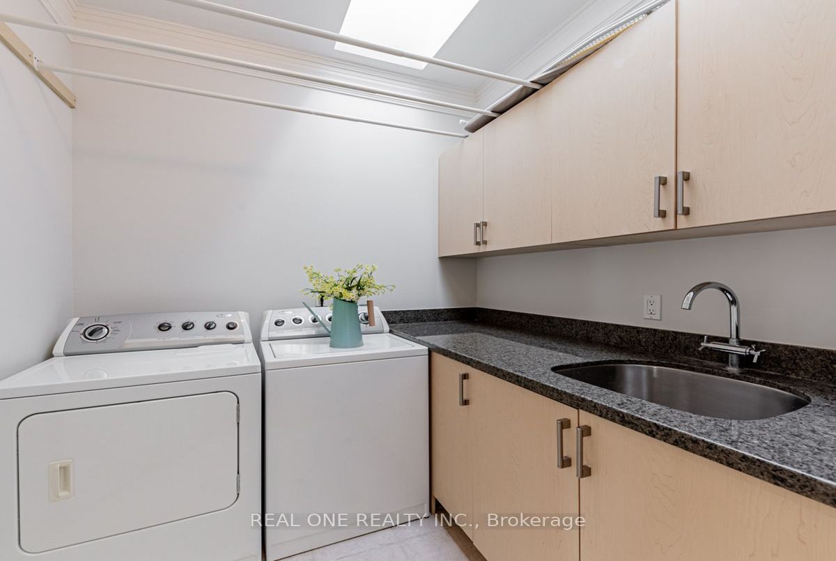 308 Empress Ave 308 Empress Ave Toronto