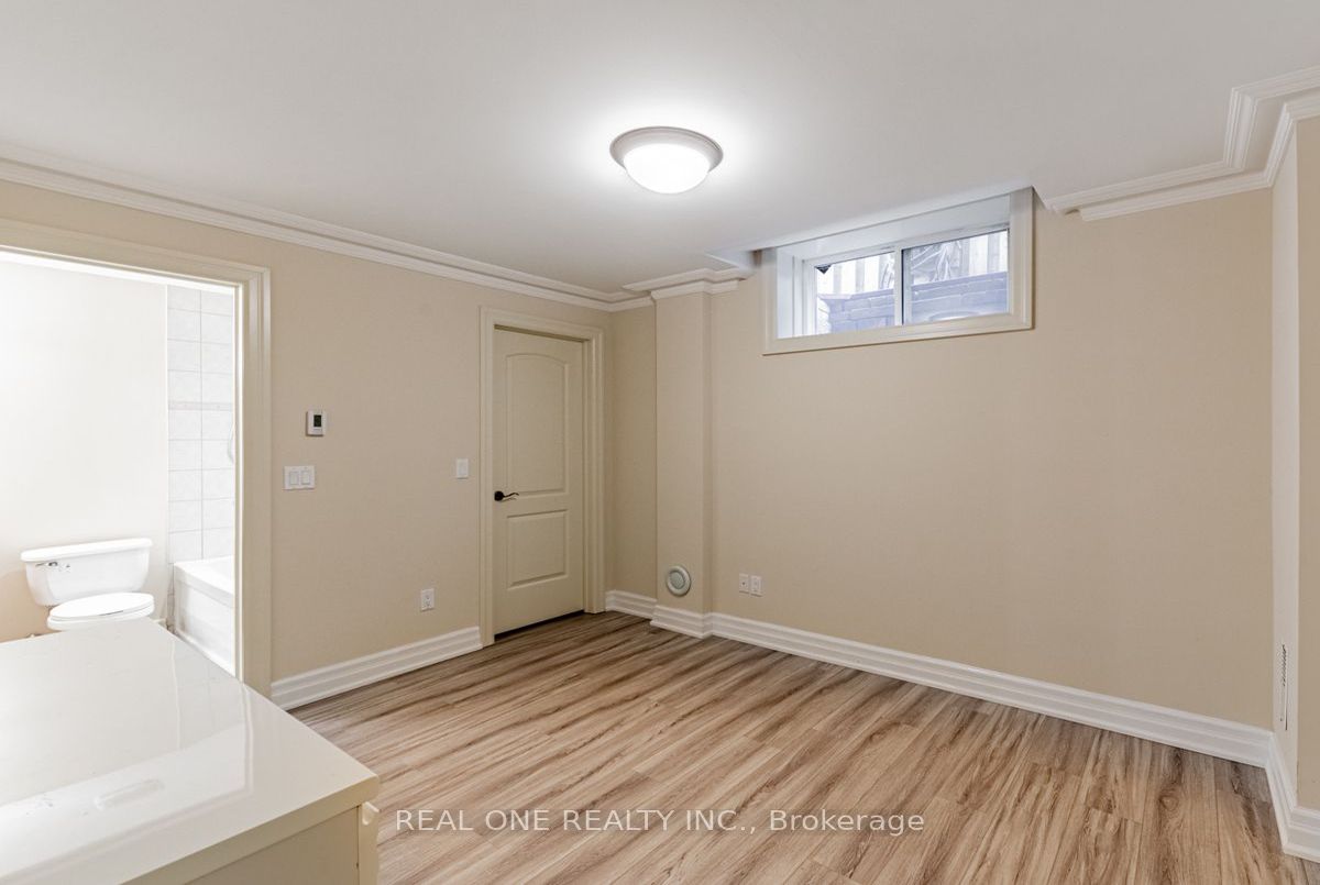 308 Empress Ave 308 Empress Ave Toronto