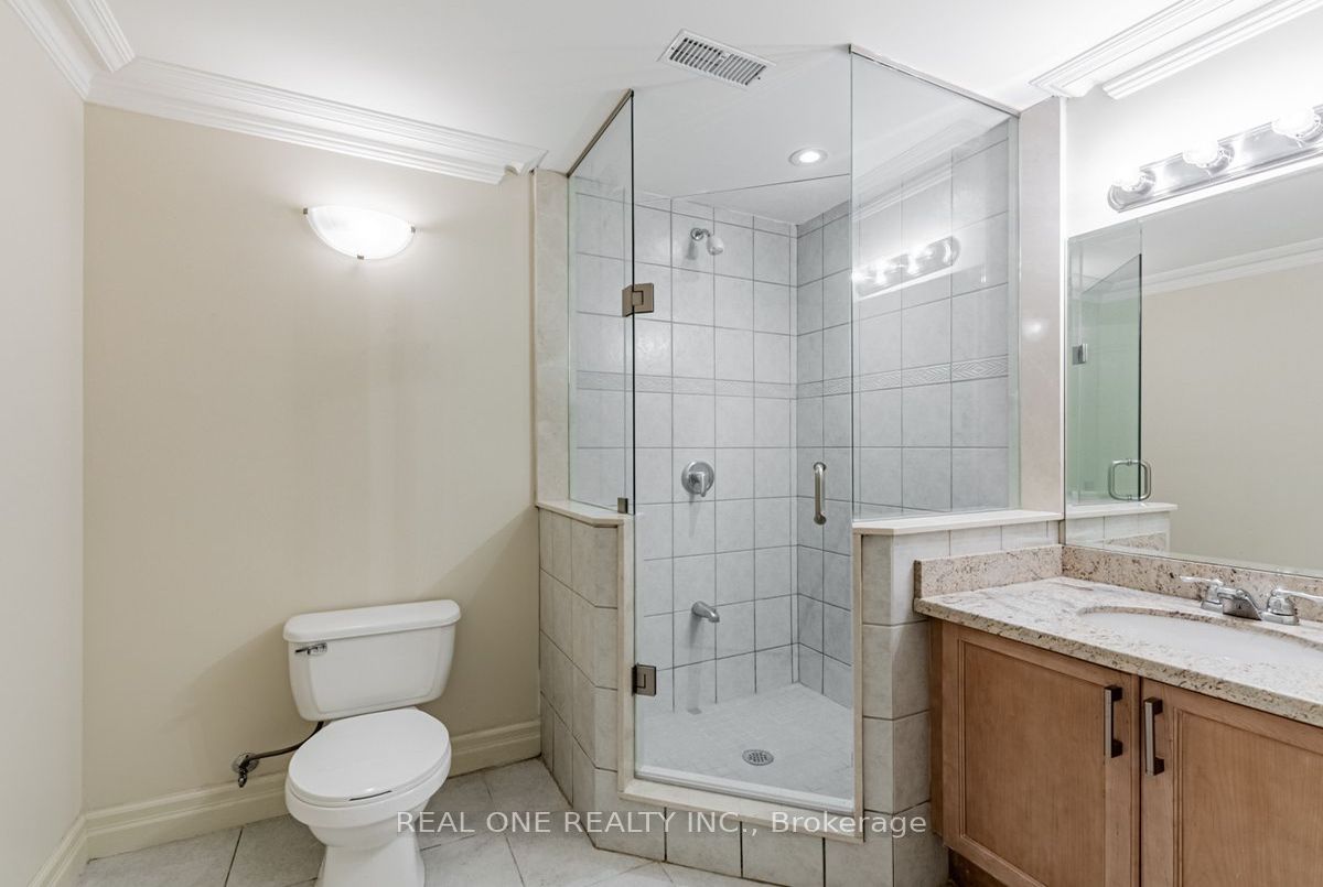 308 Empress Ave 308 Empress Ave Toronto