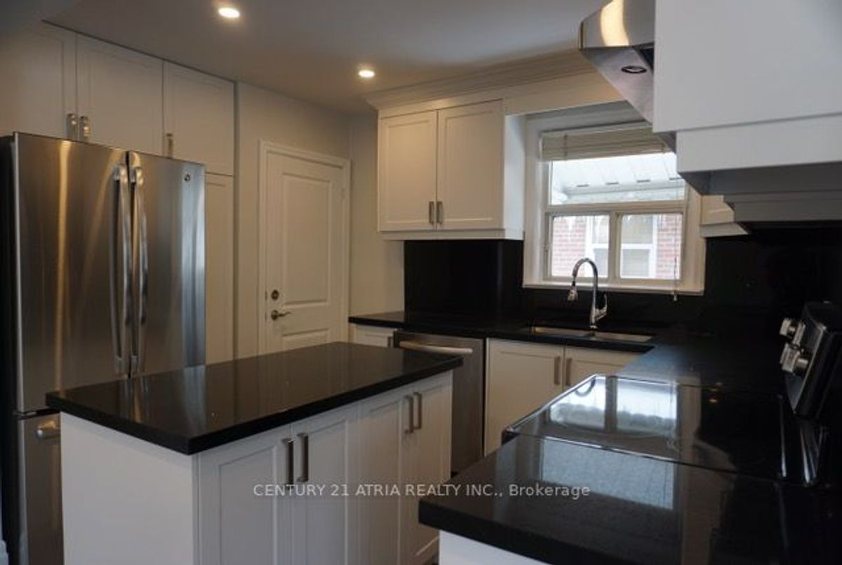 57 Athabaska Ave 57 Athabaska Ave Toronto