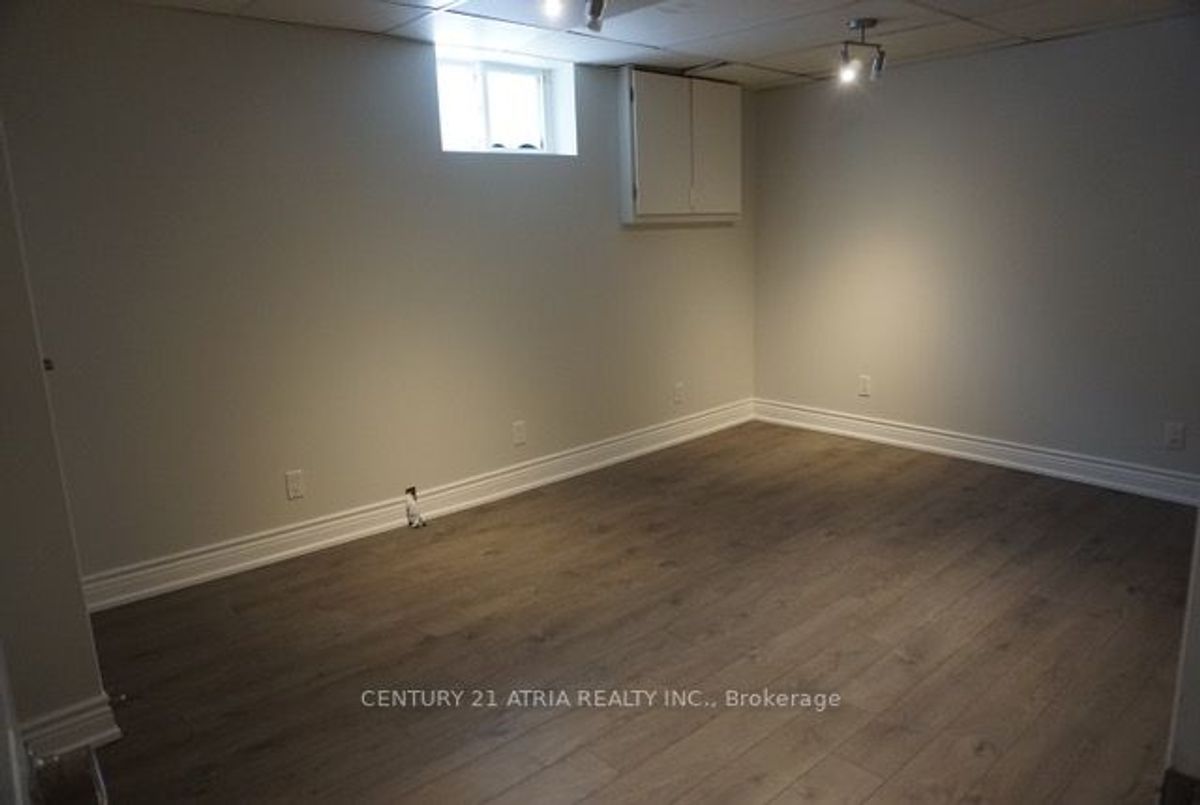 57 Athabaska Ave 57 Athabaska Ave Toronto