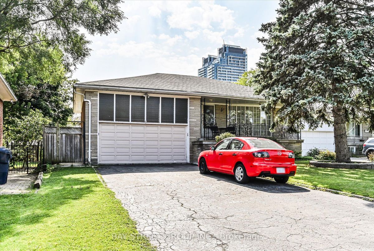 9 Doverwood Court 9 Doverwood Court Toronto C14