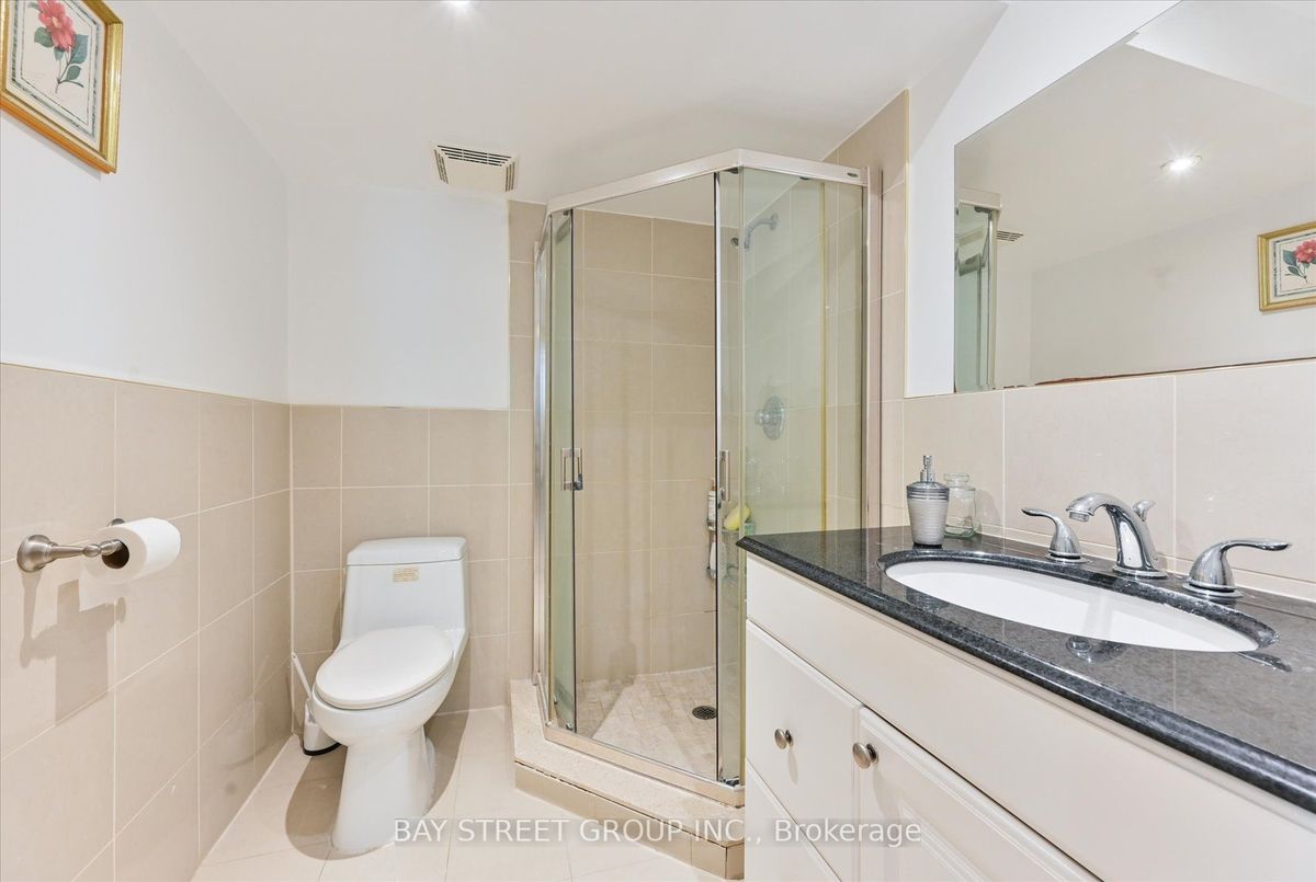 9 Doverwood Court 9 Doverwood Court Toronto C14