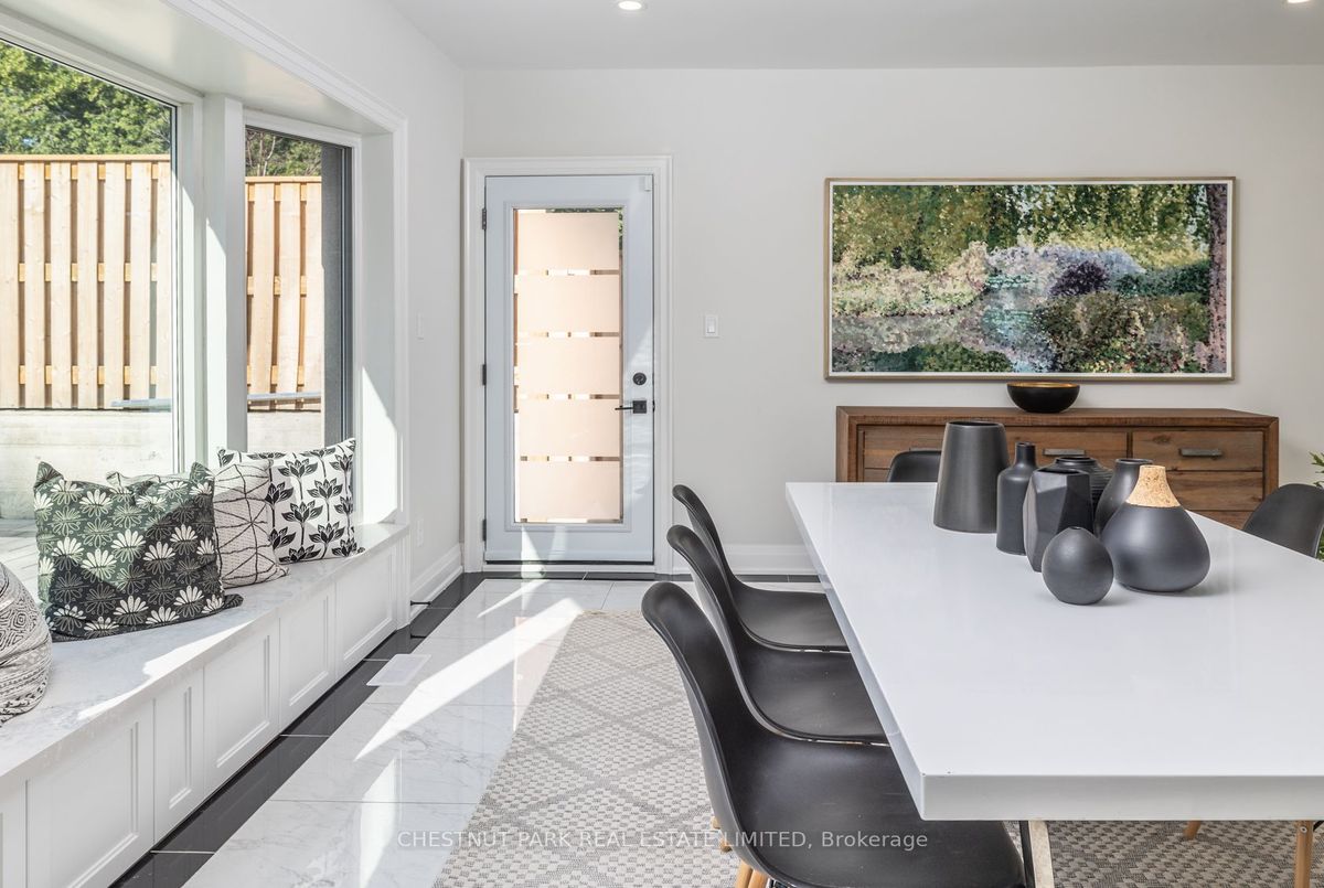 10 Gustav Crescent 10 Gustav Crescent Toronto C14