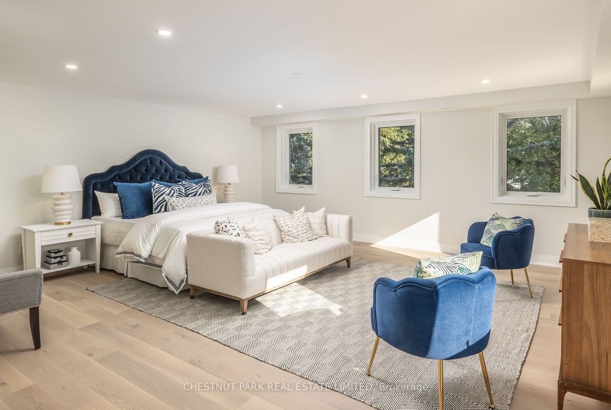 10 Gustav Crescent 10 Gustav Crescent Toronto C14