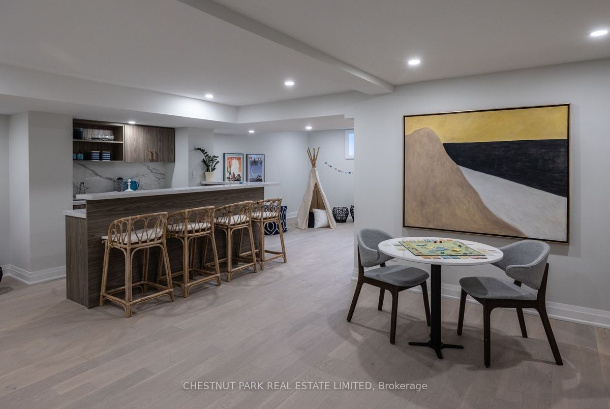 10 Gustav Crescent 10 Gustav Crescent Toronto C14