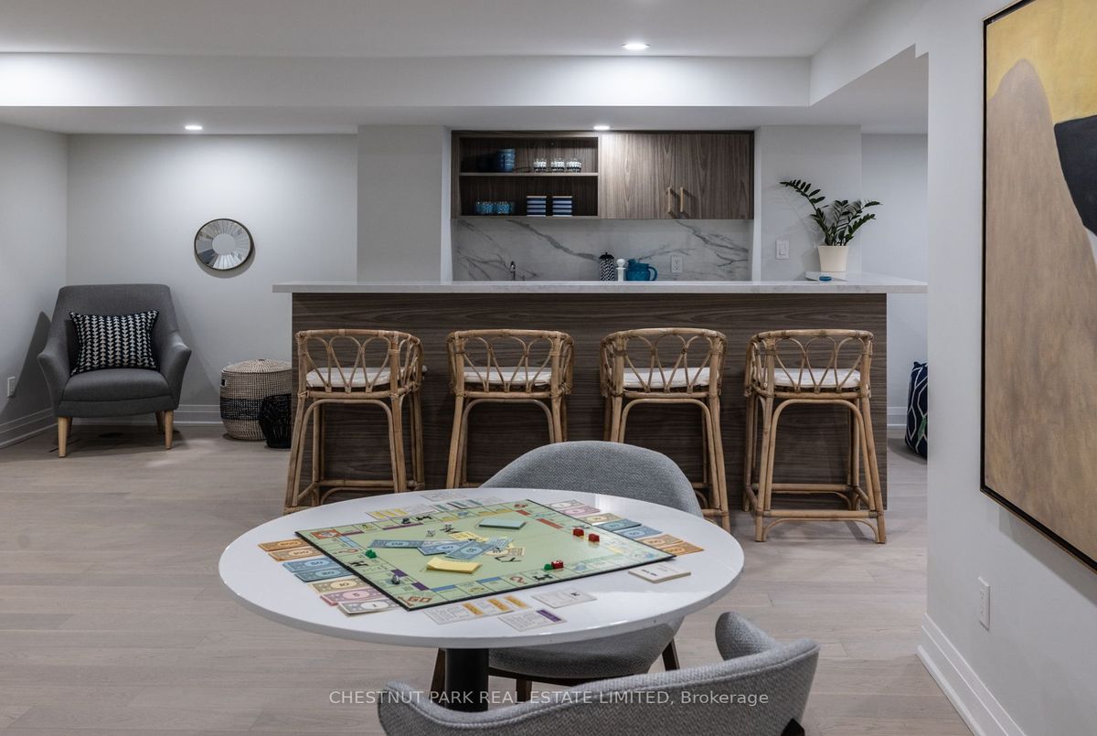 10 Gustav Crescent 10 Gustav Crescent Toronto C14