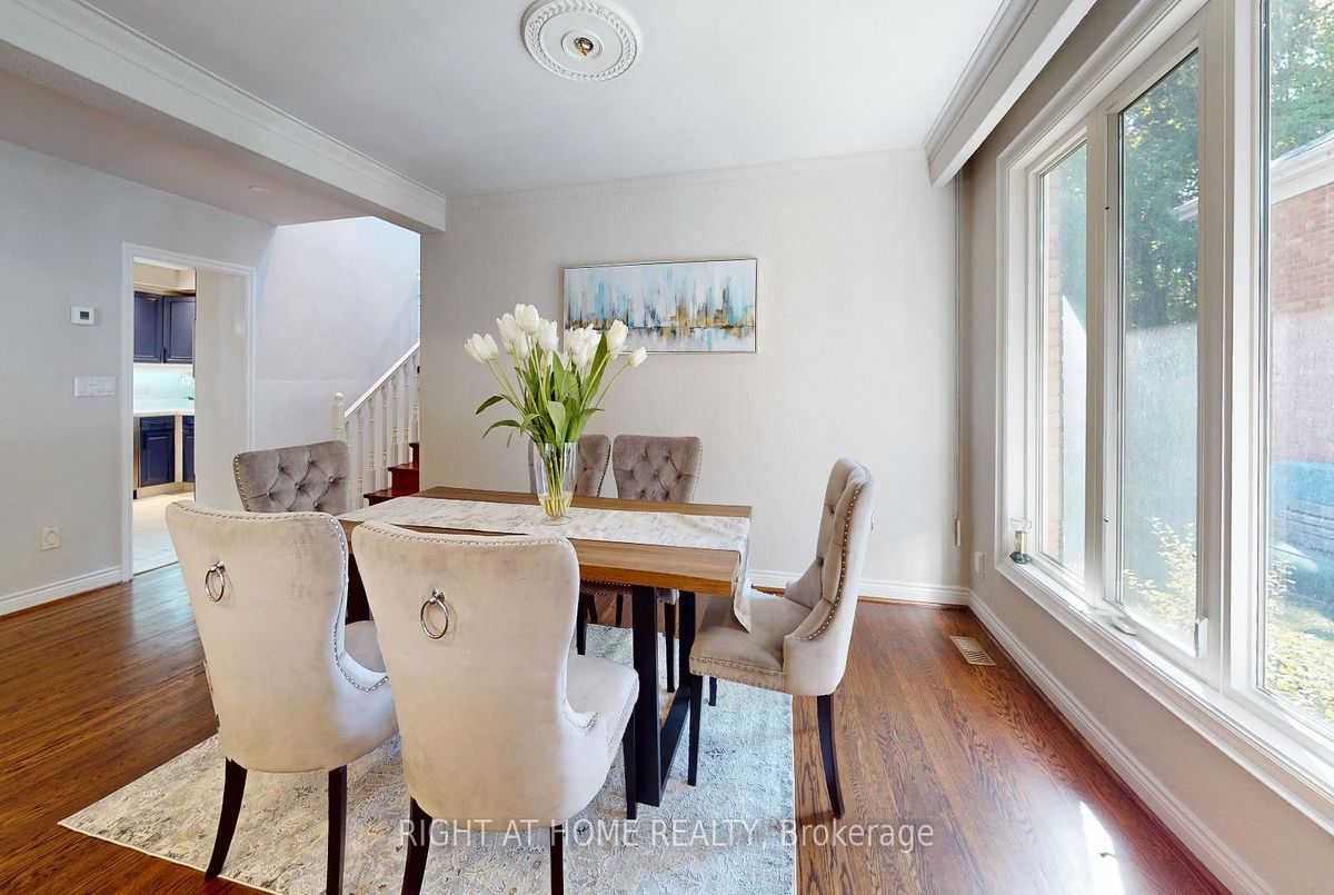 23 Christine Cres 23 Christine Cres Toronto