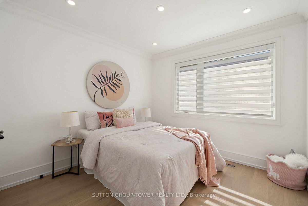 11 Bunty Lane 11 Bunty Lane Toronto C15