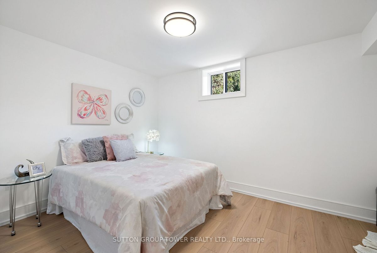 11 Bunty Lane 11 Bunty Lane Toronto C15