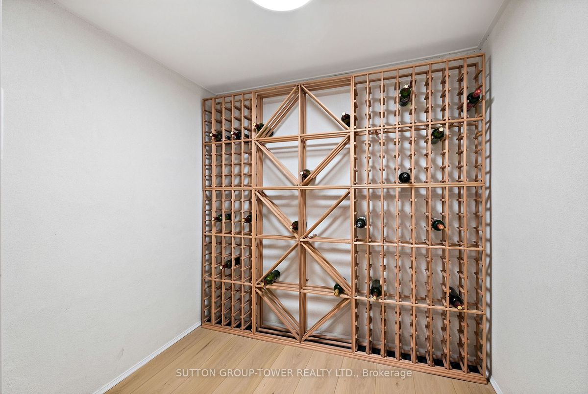 11 Bunty Lane 11 Bunty Lane Toronto C15