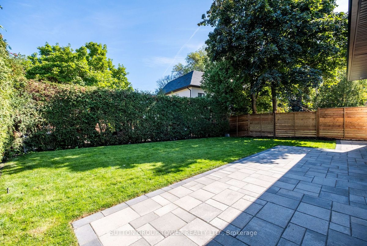 11 Bunty Lane 11 Bunty Lane Toronto C15