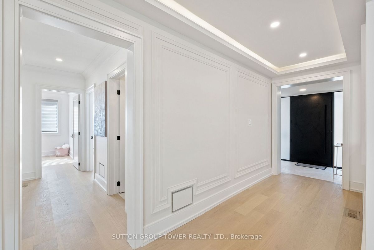 11 Bunty Lane 11 Bunty Lane Toronto C15