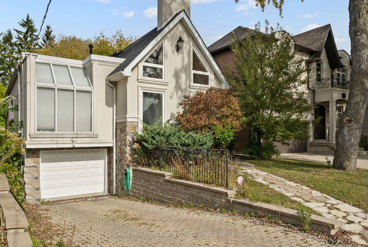 204 Holmes Ave 204 Holmes Ave Toronto