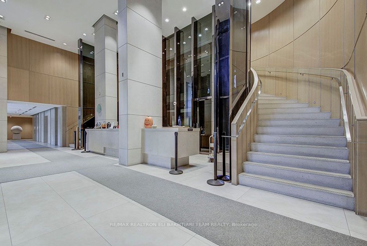 img-gallery