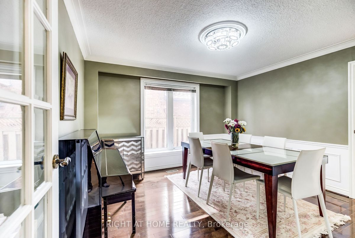 img-gallery