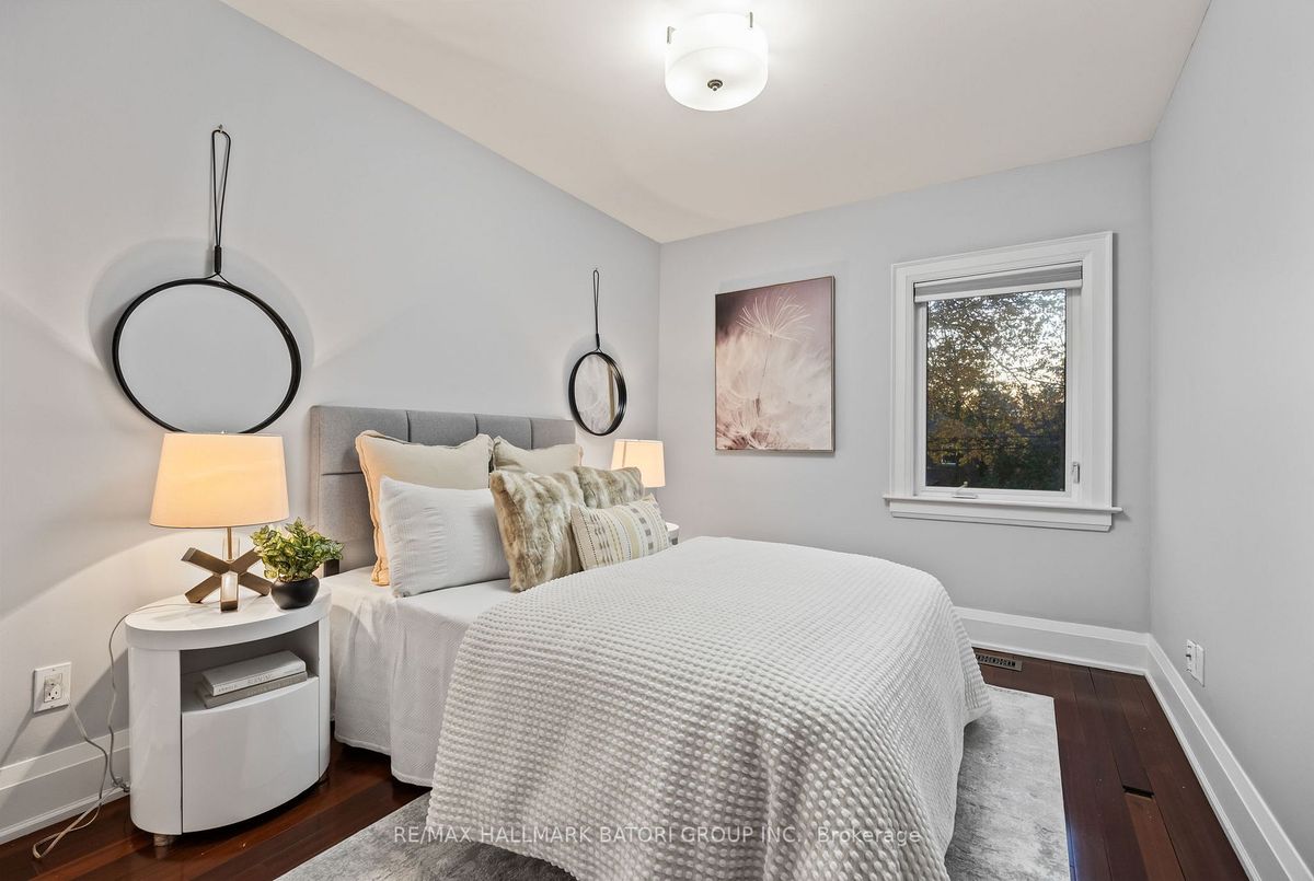 98 Castle Knock Road 98 Castle Knock Road Toronto C04