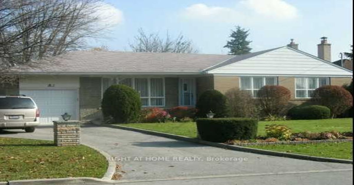 9 Lloydminster Crescent Toronto C14