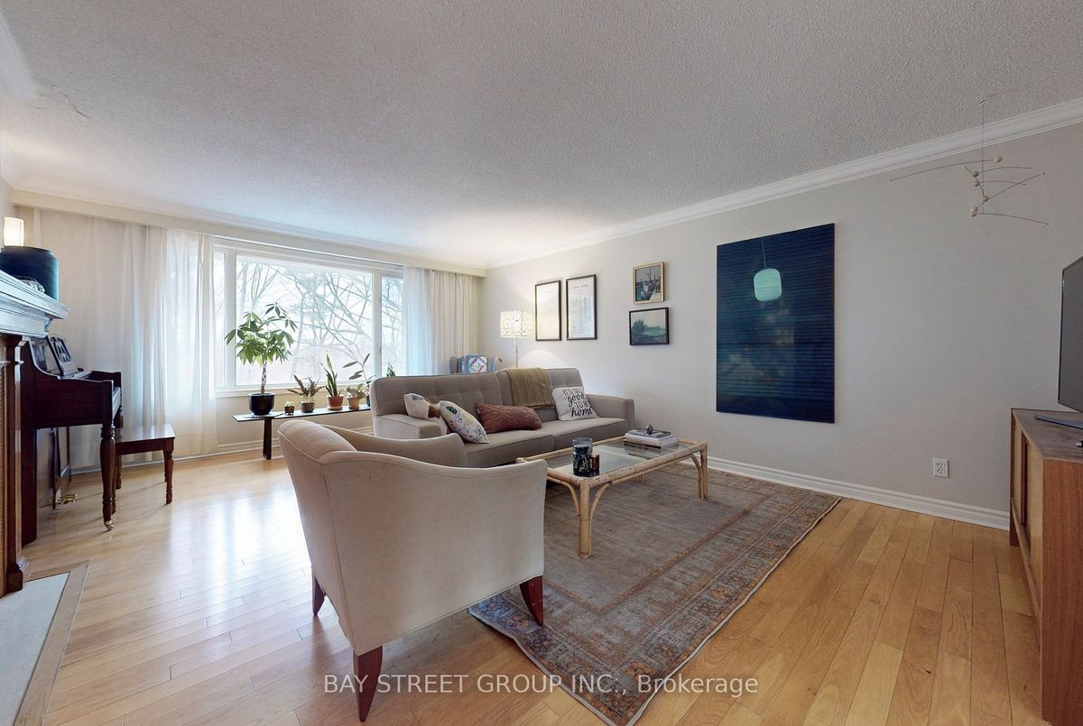 20 Restwell Cres 20 Restwell Cres Toronto